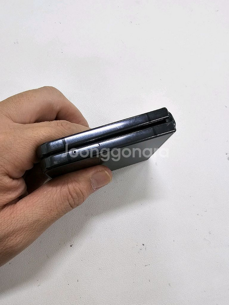 갤럭시 Z플립4 블랙 256GB--6