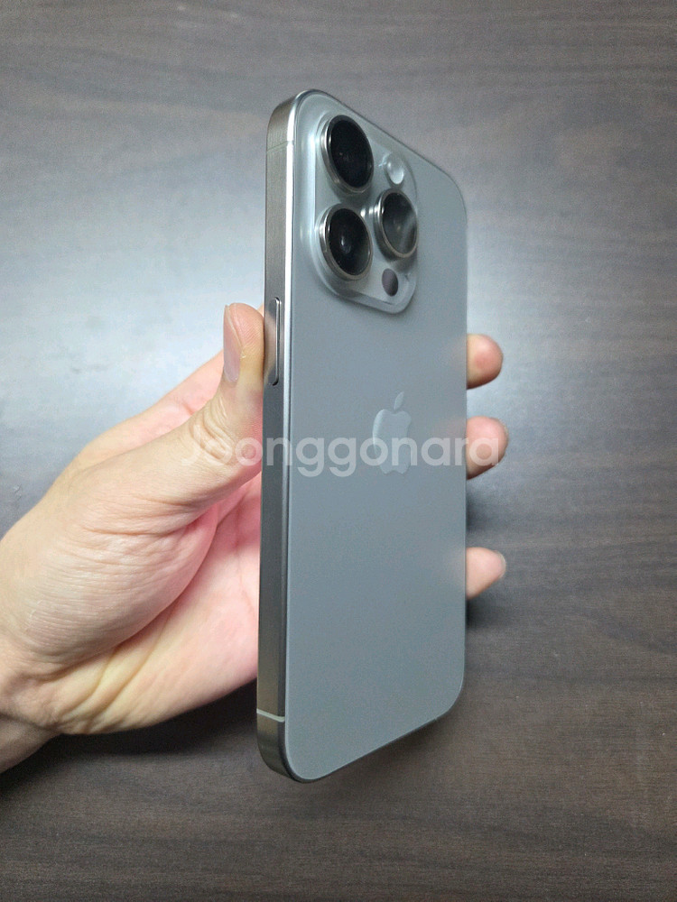 아이폰15프로 256gb 내추럴티타늄 풀박75만--3