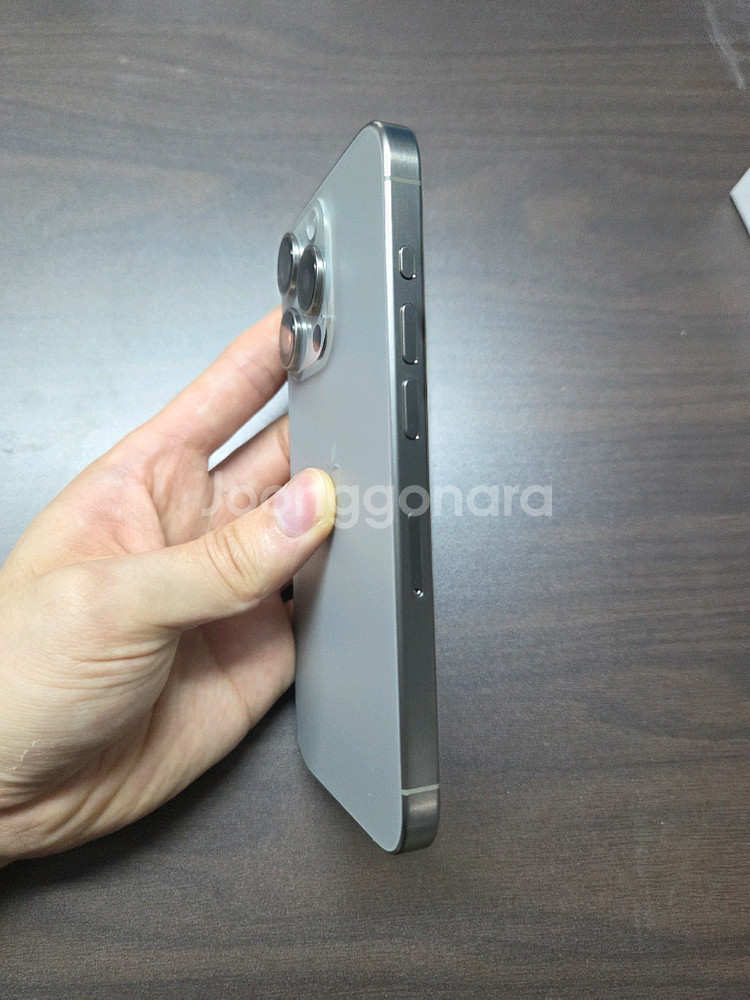 아이폰15프로 256gb 내추럴티타늄 풀박75만--2