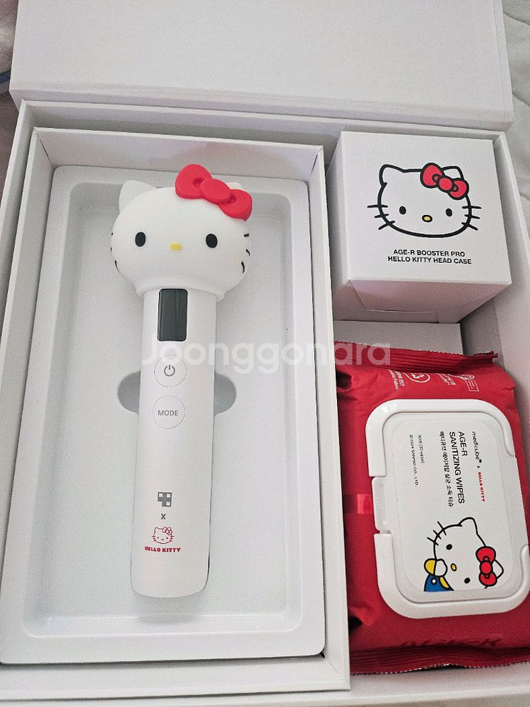 메디큐브 부스터프로 헬로키티 에디션--0