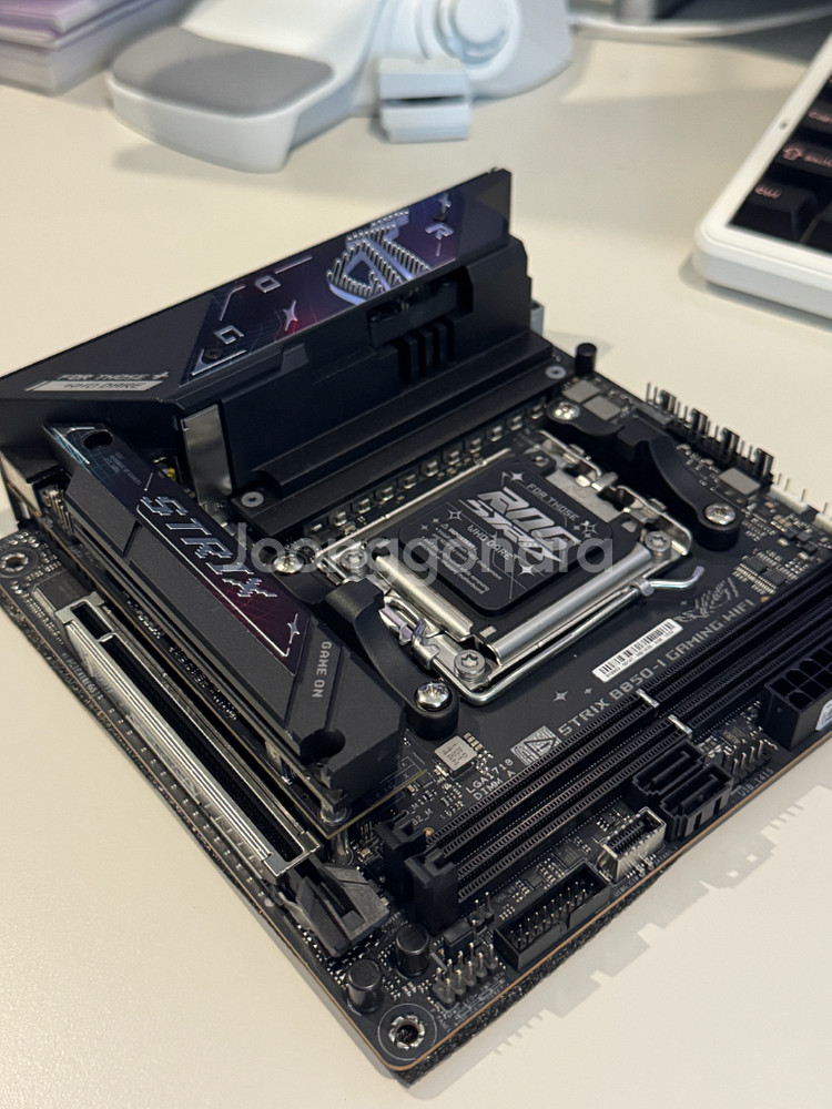 asus rog strix b850-i wifi--3