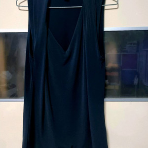 바나나리퍼블릭 여성 블랙탑