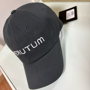 베루툼모자 차콜 새상품