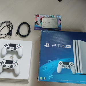 PS4 PRO 7218B + 삼국무쌍7 엠파이어스