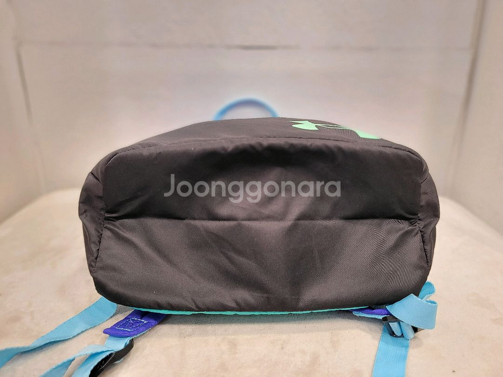 언더아머 남여공용 백팩 책가방 보라색/검정색--5