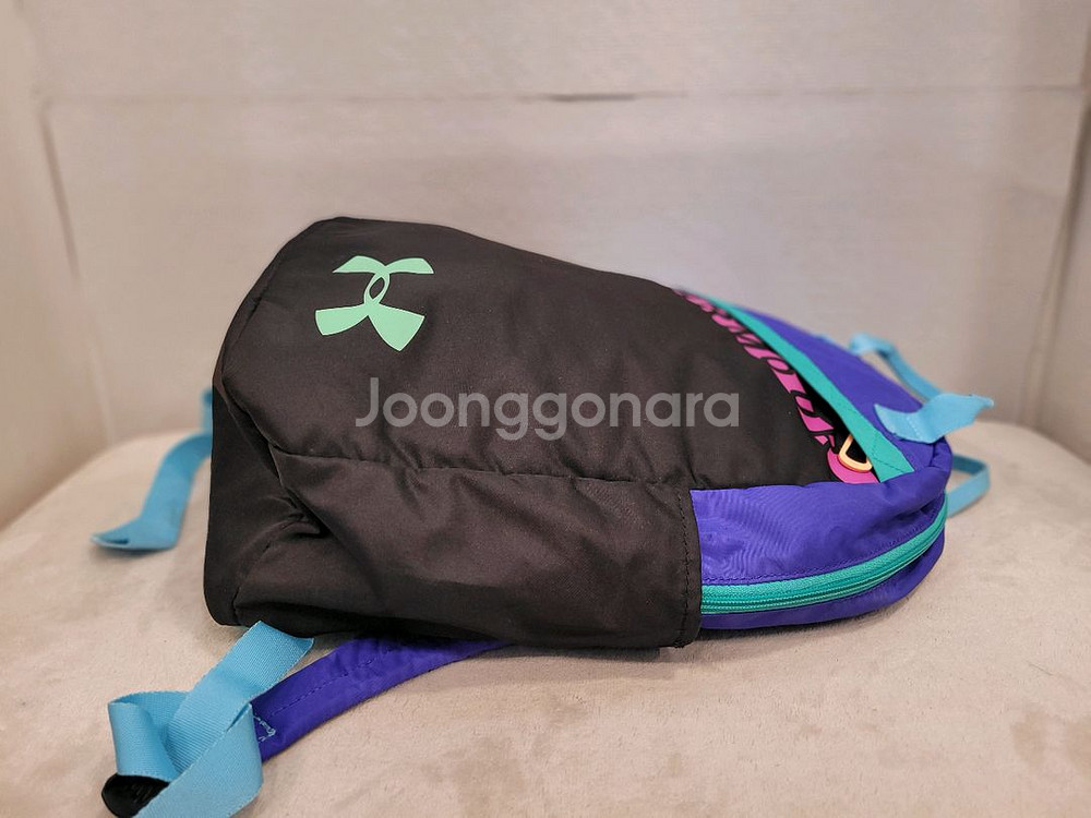 언더아머 남여공용 백팩 책가방 보라색/검정색--3