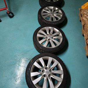 17인치 휠 윈터타이어 스노우타이어 215 45 17 무료배송