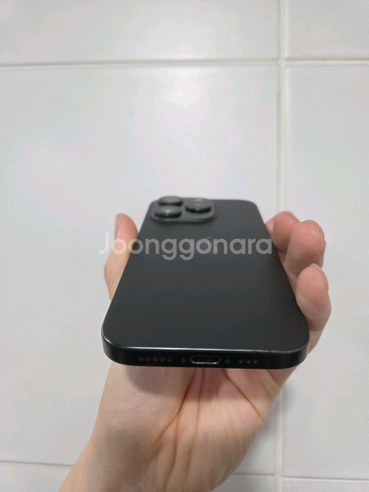 아이폰15프로 256gb 블랙티타늄 풀박75만--4