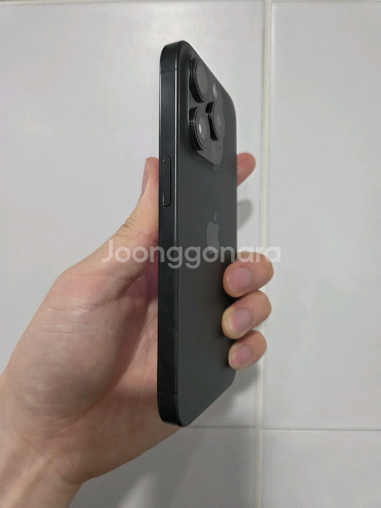 아이폰15프로 256gb 블랙티타늄 풀박75만--3
