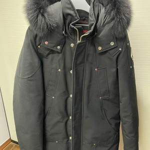 무스너클 스틸링 남성 패딩