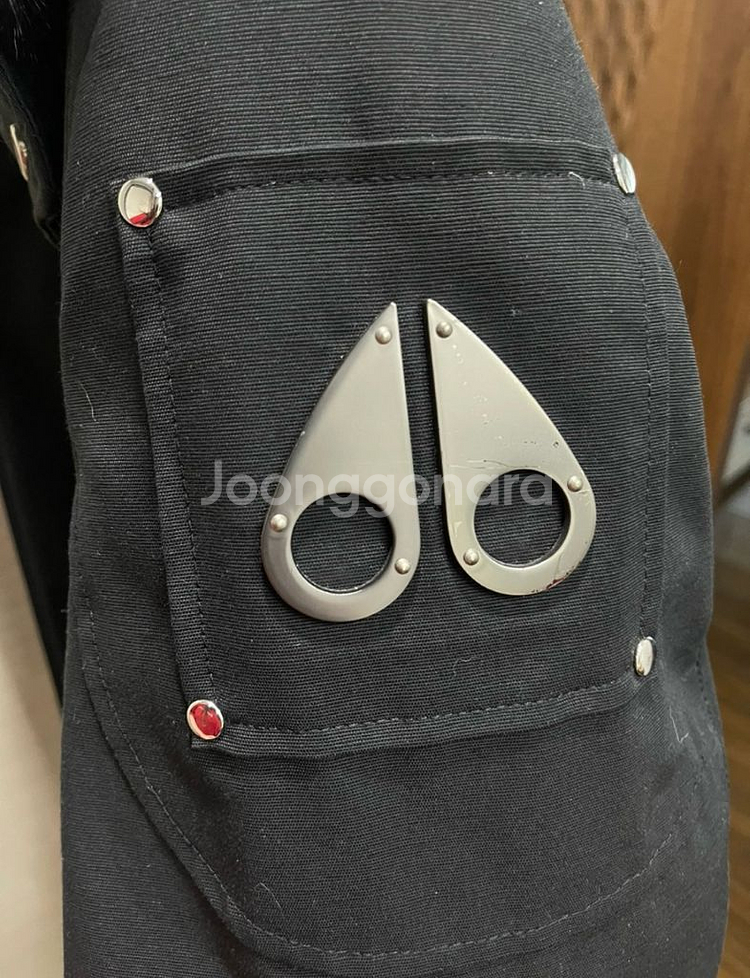 무스너클 스틸링 남성 패딩--2