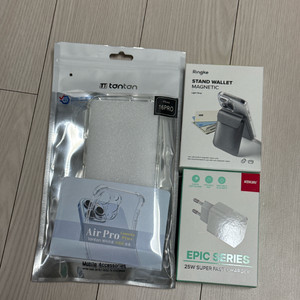 아이폰 16 Pro용 액세서리 새제품