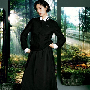 내셔널지오그래픽 레아 초경량 여성 패딩 점퍼 M 7만원