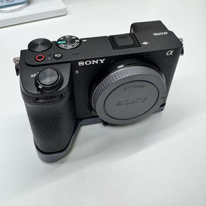 소니a6700+탐론17-70+빌트록스35mm f1.7,