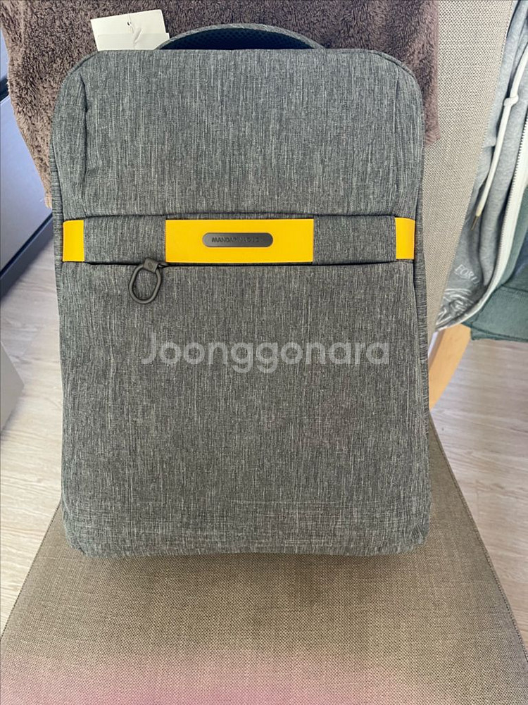 만다리나덕 백팩 노트북 가방 팝니다 새상품--0