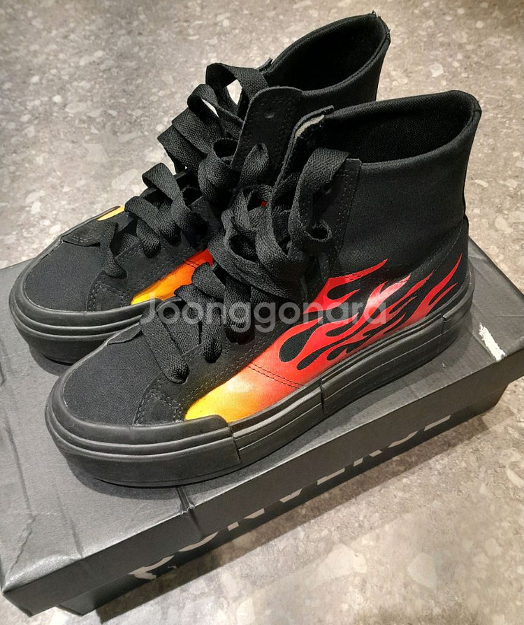 컨버스 척테일러 올스타 플레임 블랙 (275)--1