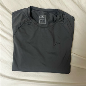 케일 롱슬리브 M 그레이