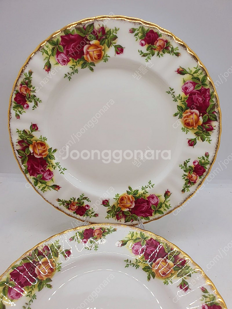 앤틱 영국산 로얄알버트 황실장미 중.대접시 개당값--8