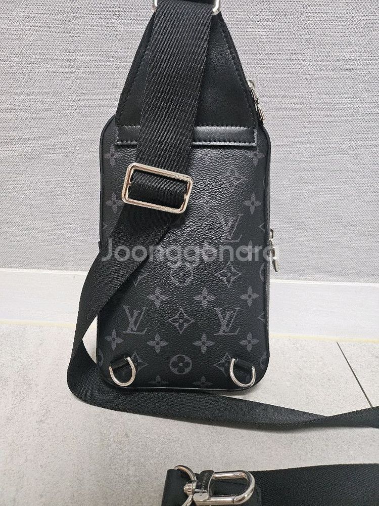 루이비통 에비뉴 슬링백--2