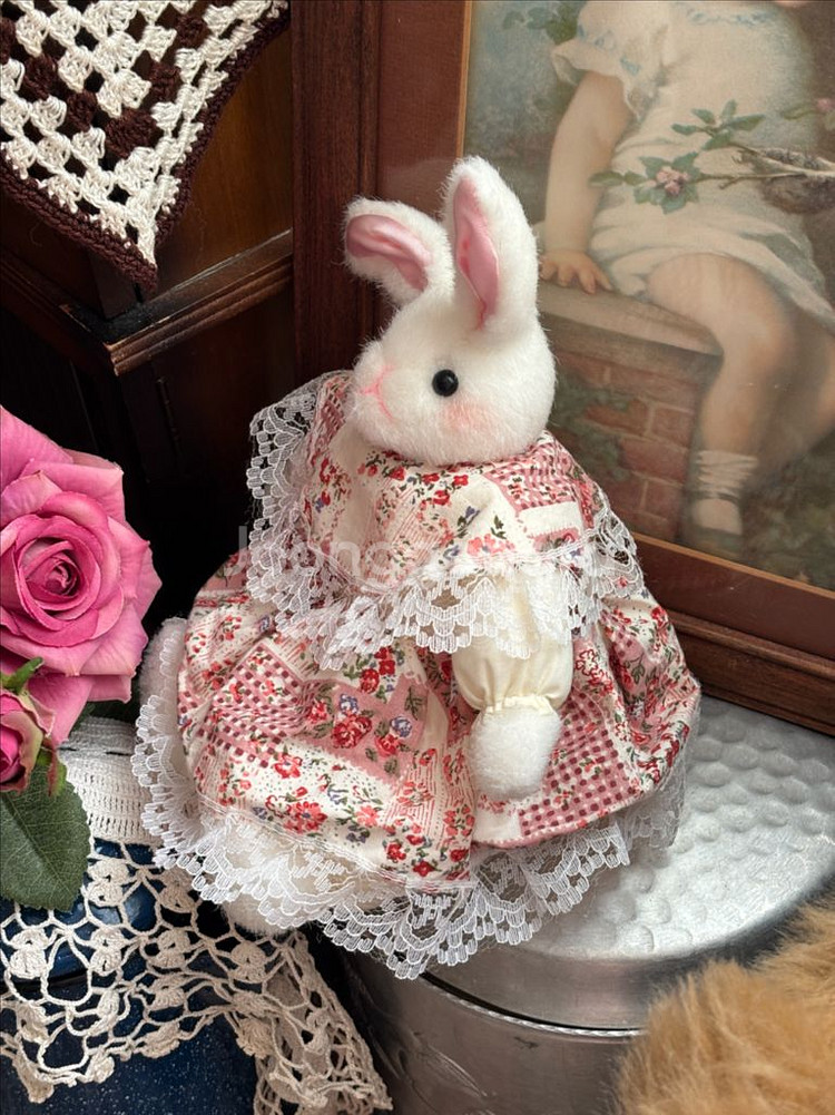 빈티지인형) 패치워크드레스토끼인형 고전인형 빈티지소품--9