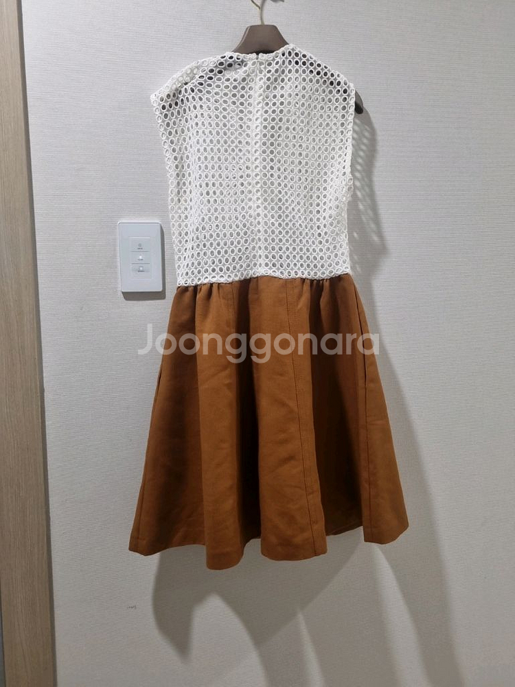 산드로sandro 펀칭배색 원피스--6