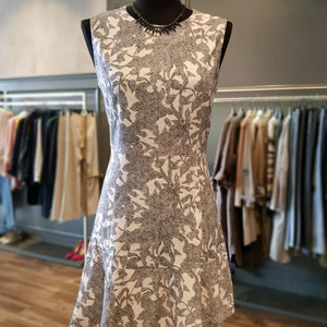 [시슬리]한지민 착용 정가 298,000원 원피스