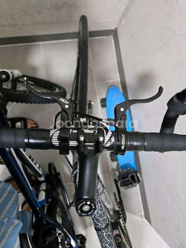 엔진 11 볼텍스 2024--3