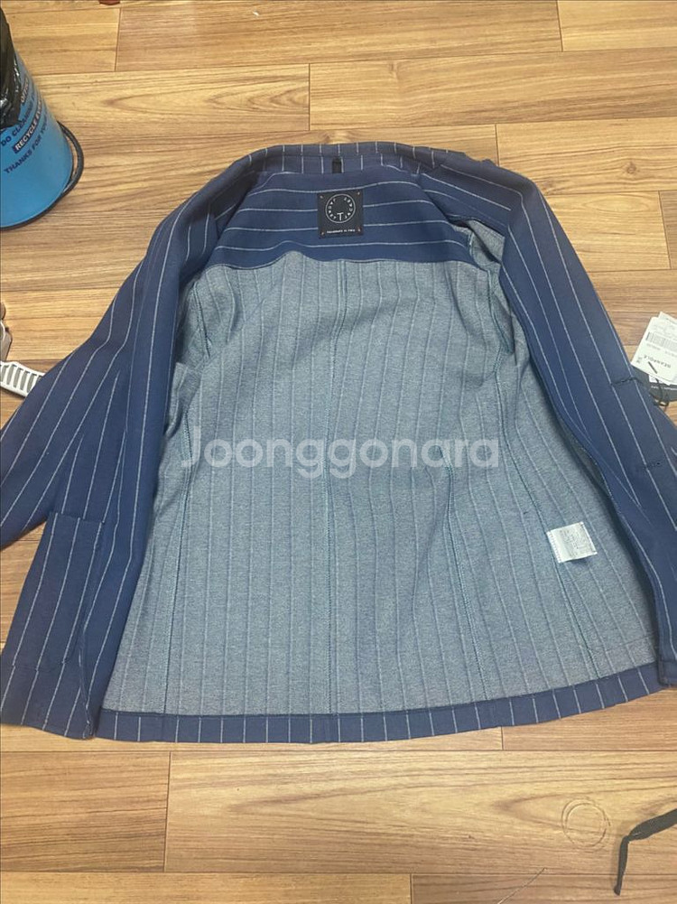 BEANPOLE 네이비 스트라이프 자켓--3