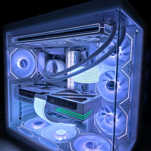 라이젠7 7800X3D RTX5070TI 본체 팝니다