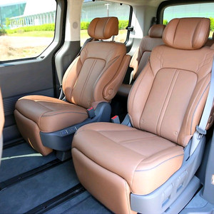 스타리아 라운지 2열 릴렉션 시트