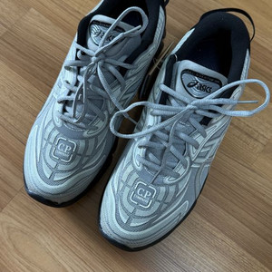 아식스 CP컴퍼니 콜라보 US11