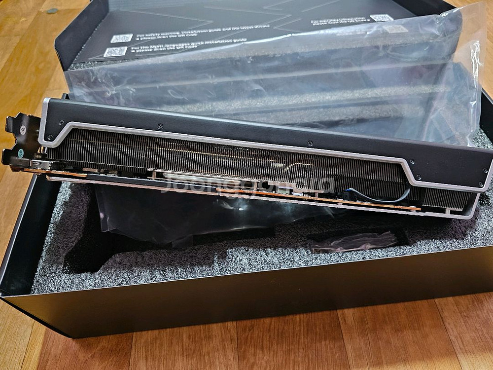 XFX 라데온 RX 7900XTX MERC 판매합니다.--6