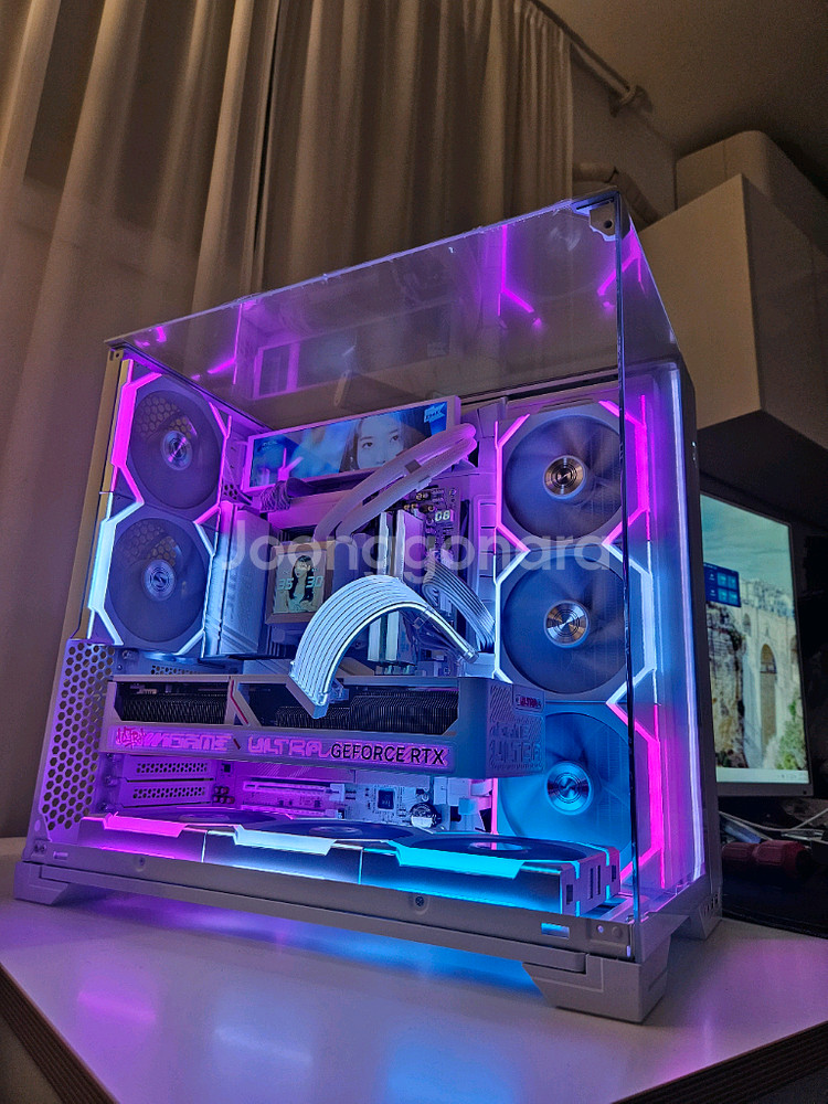 9800x3d/x870/rtx5070ti 리안리 본체--3