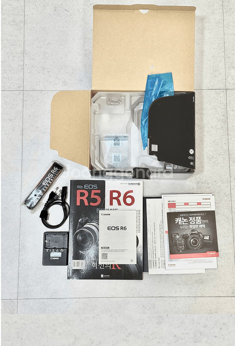 캐논 R6 + R마운트 어댑터 + BG-R10세로그립--8