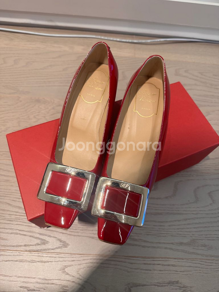 [35] 로저비비에 벨비비에 펌프스 힐--1