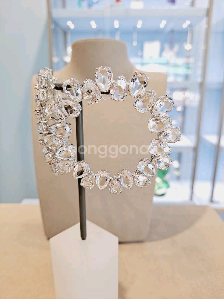 (새상품) 스와로브스키 귀걸이--1