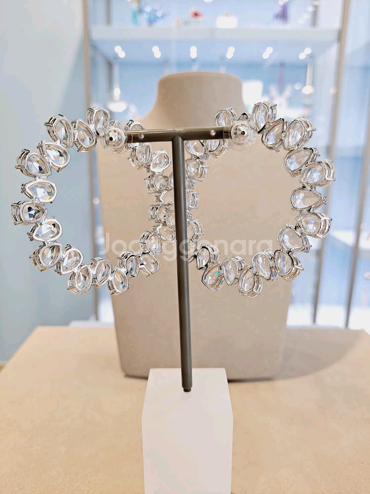 (새상품) 스와로브스키 귀걸이--2