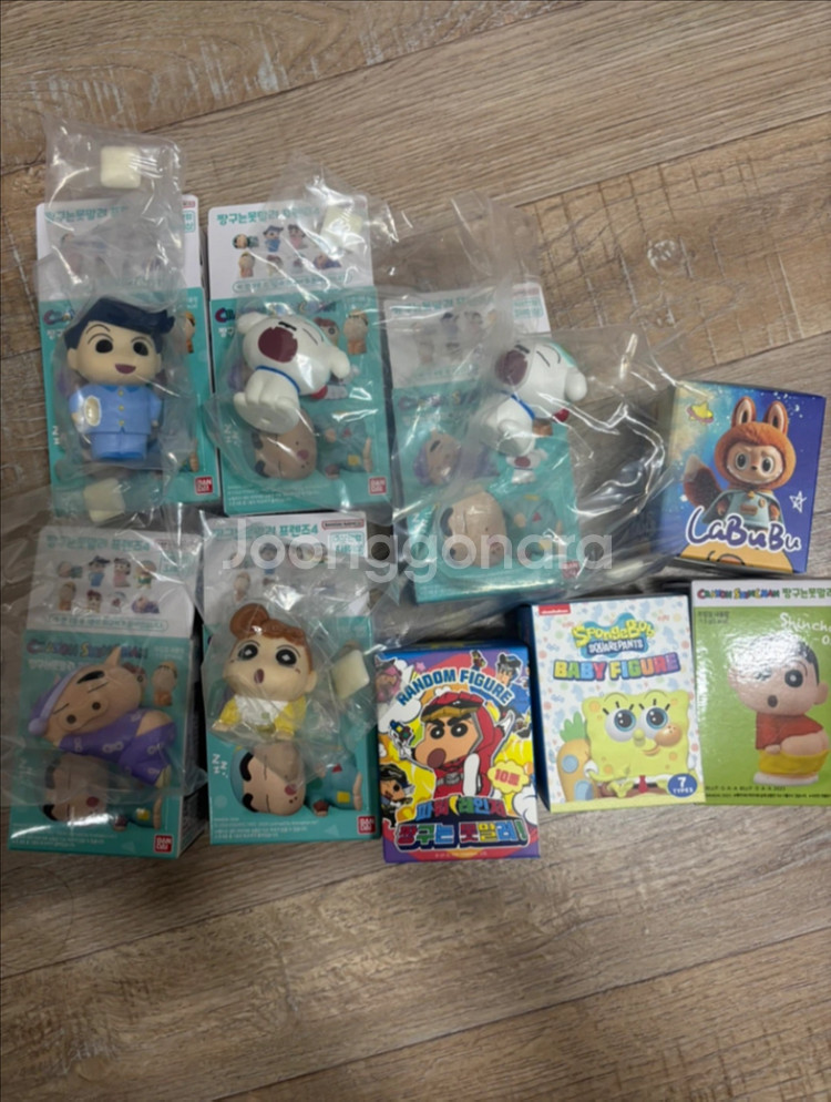 캐릭터 미니 피규어(짱구,산리오,라부부,스포지밥 등)--2
