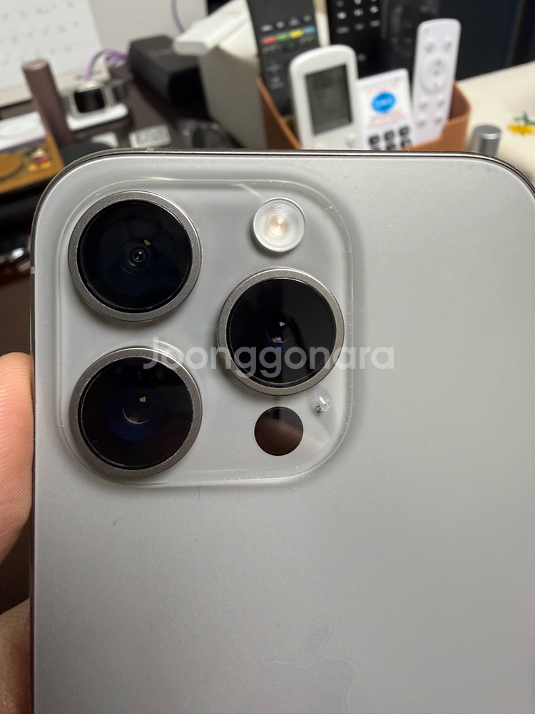 아이폰 15 프로 256GB 내추럴 티타늄 A급 박스O--7