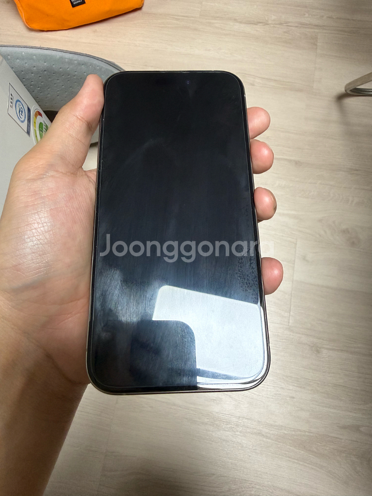 아이폰 15 프로 256GB 내추럴 티타늄 A급 박스O--10
