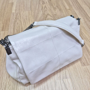 자라 락플랩 숄더백 아이보리 유나백 - 미사용