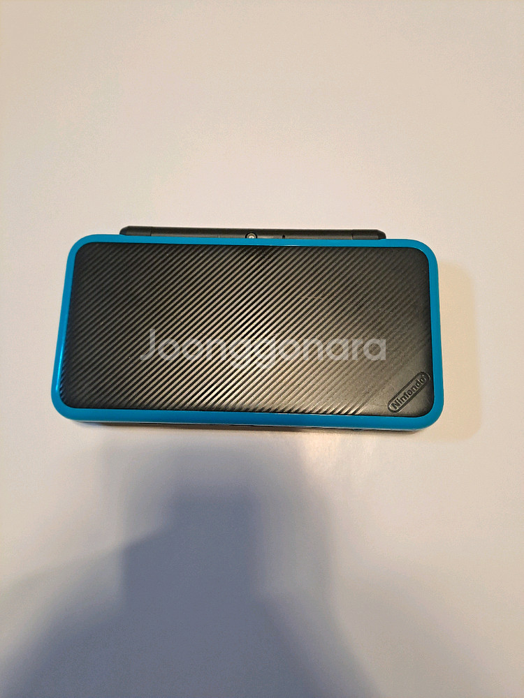 New 닌텐도 2ds xl + 게임칩4개 + 케이스,필--2