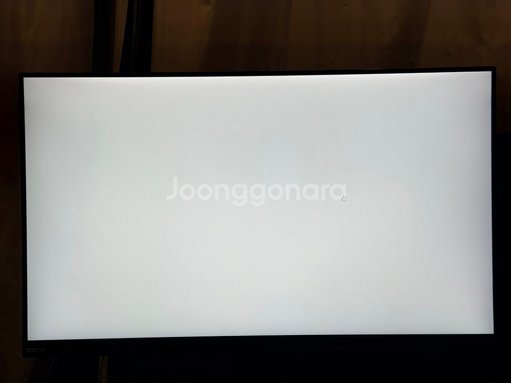 LG전자 울트라기어 32GN55R 32인치 판매합니다--5
