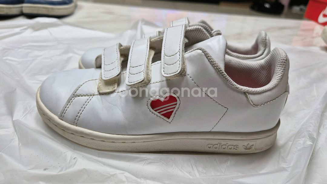 아디다스 스텐스미스 찍찍이 200 운동화--1