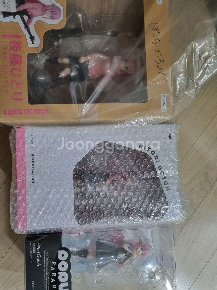 피규어 팝니다 (블루아카이브 봇치더락) 가격제안해주세요--0