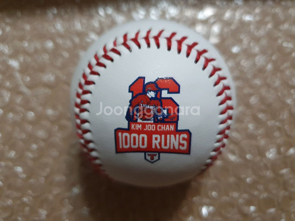 KBO 김주찬 1000득점 기념구--0