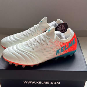 켈미 플렉시블 MG 축구화 275mm 새상품