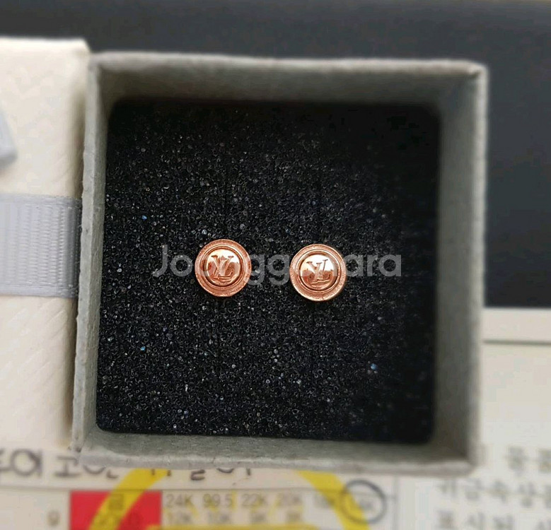 14K 루이 코인 침귀걸이 (1회착용/외부착용x)--3