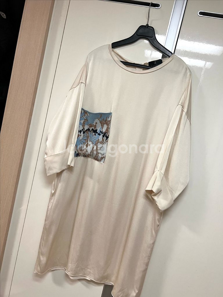 한섬 랑방컬렉션 자수니트포켓 새틴실키원피스 하객오피스룩--7