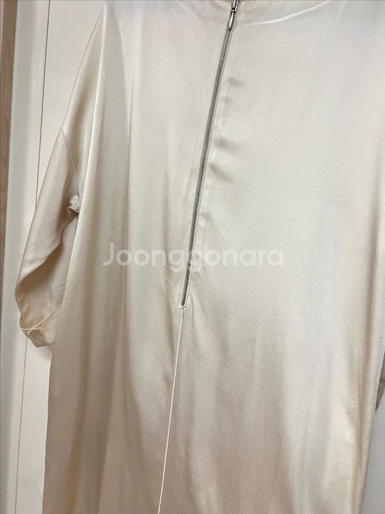 한섬 랑방컬렉션 자수니트포켓 새틴실키원피스 하객오피스룩--11